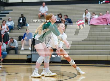 Thumbnail 2 in Floyd Central @ Avon photogallery.