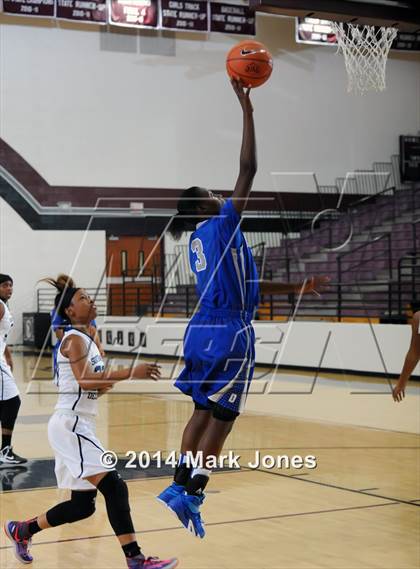 Thumbnail 2 in Southwest DeKalb vs. Dillard (Nike Tournament of Champions) photogallery.