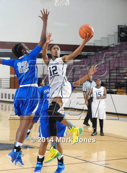 Thumbnail 3 in Southwest DeKalb vs. Dillard (Nike Tournament of Champions) photogallery.