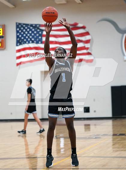 Thumbnail 2 in Brazoswood vs. Sterling (McDonald's Texas Invitational) photogallery.
