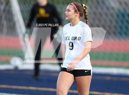 Thumbnail 3 in Del Oro @ Oak Ridge photogallery.