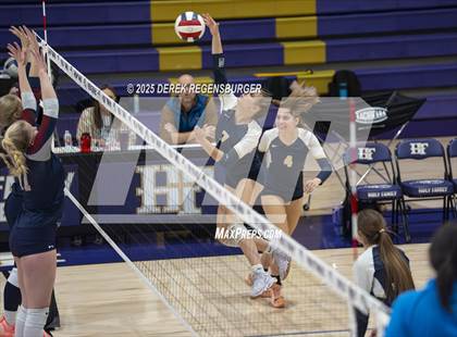 Thumbnail 2 in The Classical Academy vs Evergreen photogallery.