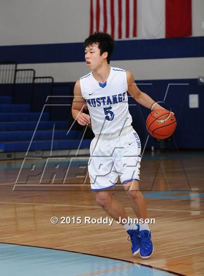 Thumbnail 2 in Crosby vs. Katy Taylor (McDonald's Texas Invitational) photogallery.