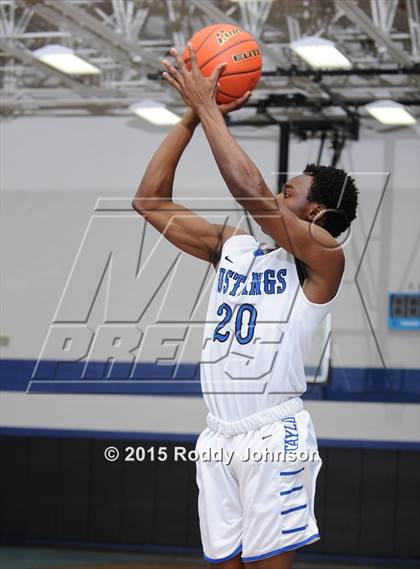 Thumbnail 2 in Crosby vs. Katy Taylor (McDonald's Texas Invitational) photogallery.