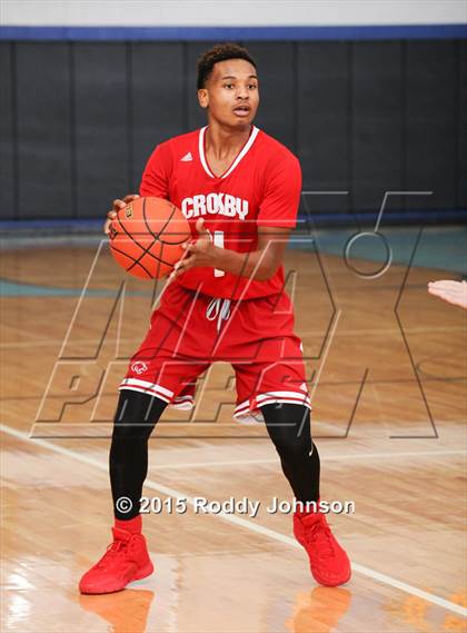 Thumbnail 1 in Crosby vs. Katy Taylor (McDonald's Texas Invitational) photogallery.