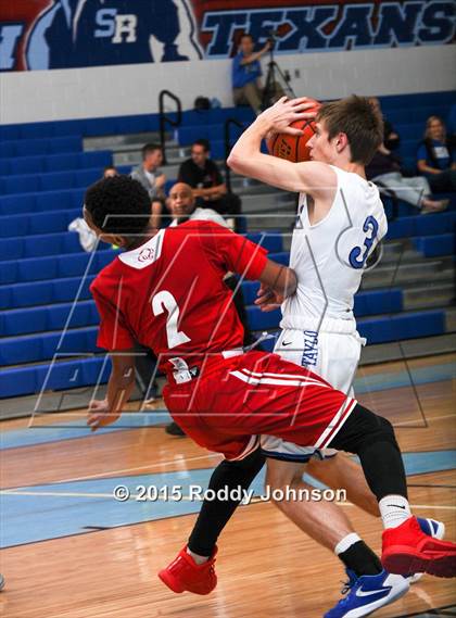 Thumbnail 1 in Crosby vs. Katy Taylor (McDonald's Texas Invitational) photogallery.
