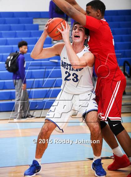 Thumbnail 1 in Crosby vs. Katy Taylor (McDonald's Texas Invitational) photogallery.