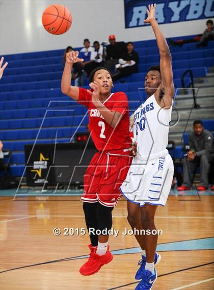 Thumbnail 1 in Crosby vs. Katy Taylor (McDonald's Texas Invitational) photogallery.