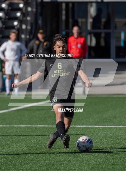 Thumbnail 3 in Crested Butte vs Bishop Machebeuf (CHSAA 2A Championship) photogallery.