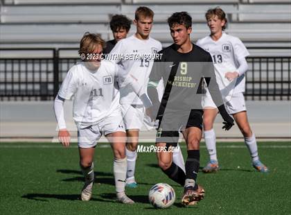 Thumbnail 2 in Crested Butte vs Bishop Machebeuf (CHSAA 2A Championship) photogallery.