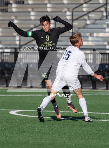 Thumbnail 2 in Crested Butte vs Bishop Machebeuf (CHSAA 2A Championship) photogallery.