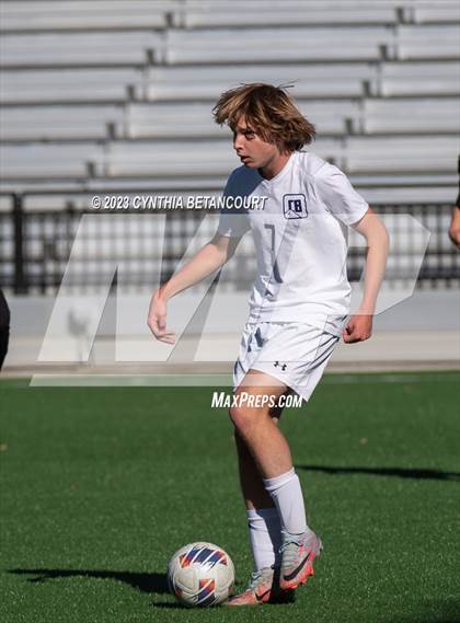 Thumbnail 3 in Crested Butte vs Bishop Machebeuf (CHSAA 2A Championship) photogallery.