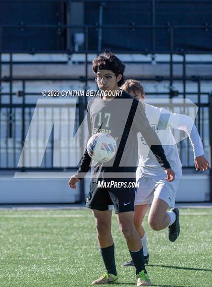 Thumbnail 3 in Crested Butte vs Bishop Machebeuf (CHSAA 2A Championship) photogallery.