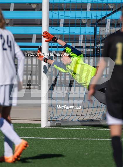 Thumbnail 2 in Crested Butte vs Bishop Machebeuf (CHSAA 2A Championship) photogallery.