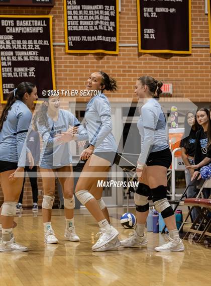 Thumbnail 2 in Mica Mountain @ Salpointe Catholic (AIA 4A Semifinal) photogallery.