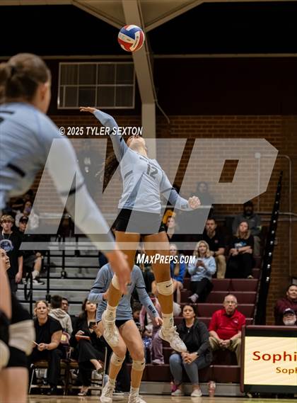 Thumbnail 1 in Mica Mountain @ Salpointe Catholic (AIA 4A Semifinal) photogallery.