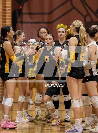 Thumbnail 2 in Mica Mountain @ Salpointe Catholic (AIA 4A Semifinal) photogallery.