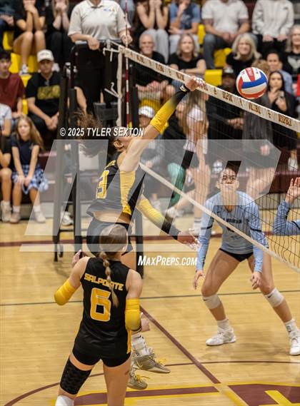 Thumbnail 2 in Mica Mountain @ Salpointe Catholic (AIA 4A Semifinal) photogallery.