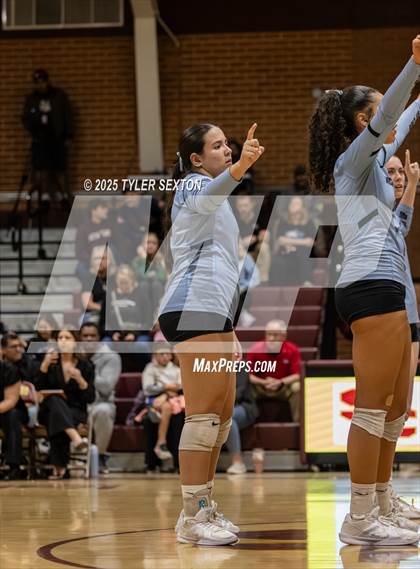 Thumbnail 3 in Mica Mountain @ Salpointe Catholic (AIA 4A Semifinal) photogallery.