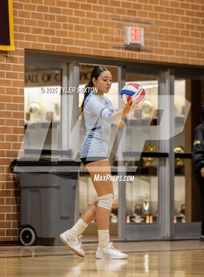 Thumbnail 1 in Mica Mountain @ Salpointe Catholic (AIA 4A Semifinal) photogallery.