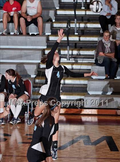Thumbnail 2 in Morristown-Hamblen West vs Sullivan South (1AAA Playoffs) photogallery.