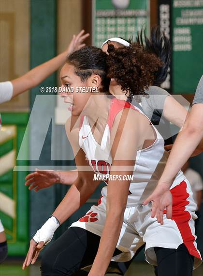 Thumbnail 1 in Sierra Canyon vs. McClatchy (St. Mary's Stockton MLK Showcase) photogallery.