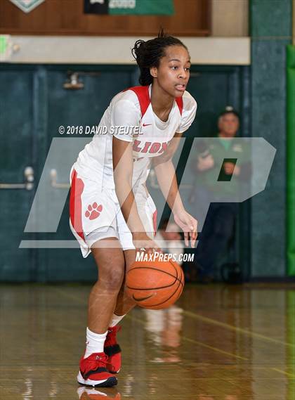 Thumbnail 2 in Sierra Canyon vs. McClatchy (St. Mary's Stockton MLK Showcase) photogallery.