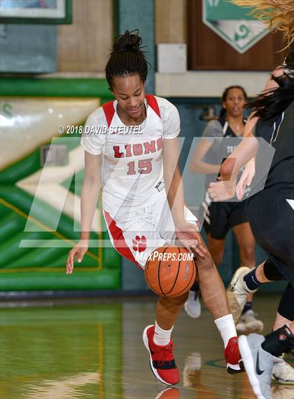 Thumbnail 3 in Sierra Canyon vs. McClatchy (St. Mary's Stockton MLK Showcase) photogallery.