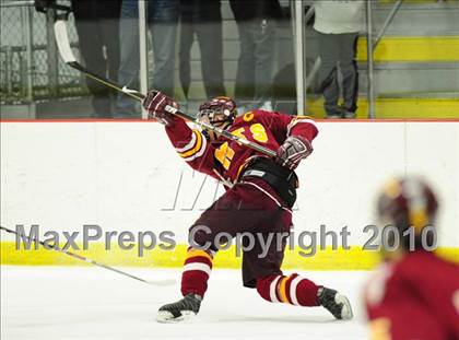 Thumbnail 1 in Sheehan @ Lyman Hall photogallery.