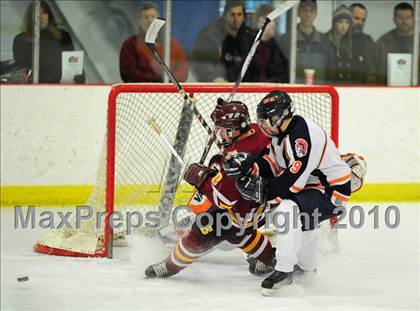 Thumbnail 3 in Sheehan @ Lyman Hall photogallery.