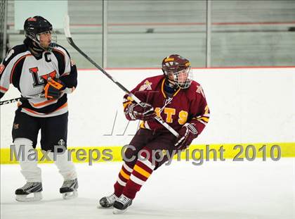 Thumbnail 2 in Sheehan @ Lyman Hall photogallery.