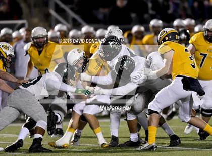 Thumbnail 3 in Saline vs. Cass Tech  photogallery.