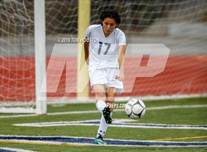 Thumbnail 3 in Temple City vs. Duarte photogallery.