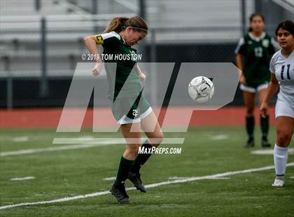 Thumbnail 3 in Temple City vs. Duarte photogallery.