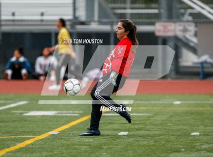 Thumbnail 3 in Temple City vs. Duarte photogallery.