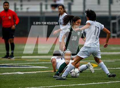 Thumbnail 2 in Temple City vs. Duarte photogallery.