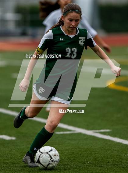 Thumbnail 2 in Temple City vs. Duarte photogallery.