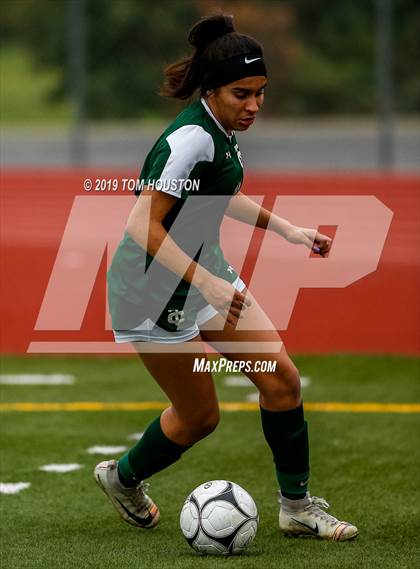 Thumbnail 2 in Temple City vs. Duarte photogallery.
