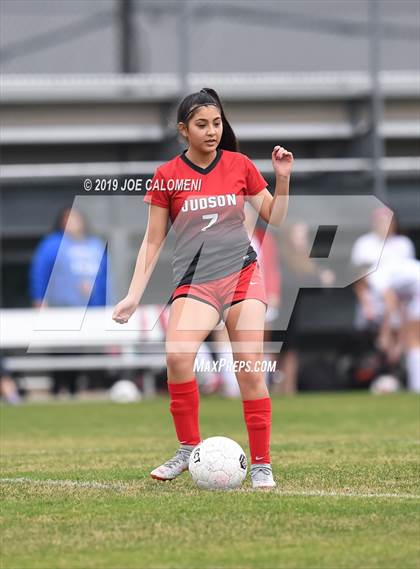 Thumbnail 1 in Lee [Robert E.] vs Judson (NEISD Soccer Showcase) photogallery.
