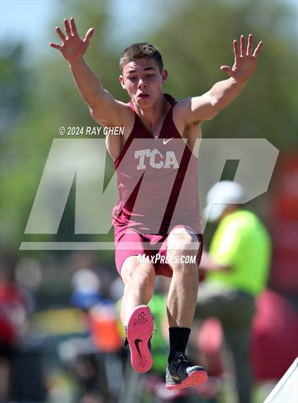 Thumbnail 2 in CHSAA State Championships (Long Jump) photogallery.