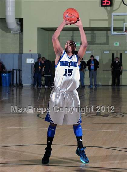 Thumbnail 2 in El Camino Real vs. Garfield (CIF LACS D2 Final) photogallery.