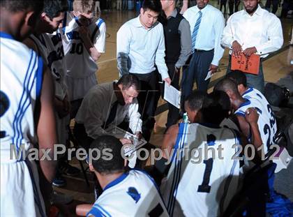 Thumbnail 3 in El Camino Real vs. Garfield (CIF LACS D2 Final) photogallery.