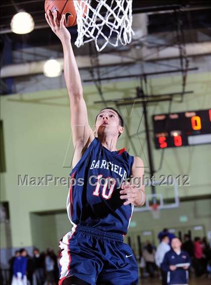 Thumbnail 3 in El Camino Real vs. Garfield (CIF LACS D2 Final) photogallery.