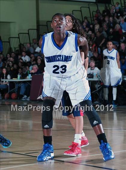 Thumbnail 2 in El Camino Real vs. Garfield (CIF LACS D2 Final) photogallery.