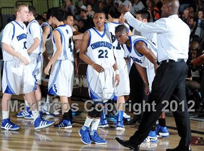 Thumbnail 3 in El Camino Real vs. Garfield (CIF LACS D2 Final) photogallery.