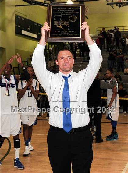 Thumbnail 3 in El Camino Real vs. Garfield (CIF LACS D2 Final) photogallery.