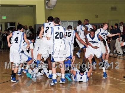 Thumbnail 1 in El Camino Real vs. Garfield (CIF LACS D2 Final) photogallery.
