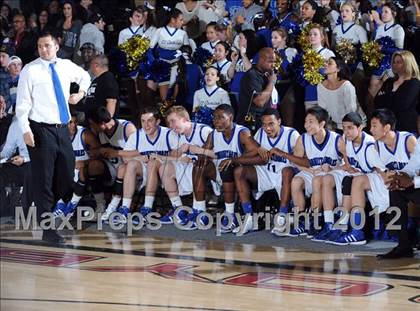Thumbnail 1 in El Camino Real vs. Garfield (CIF LACS D2 Final) photogallery.