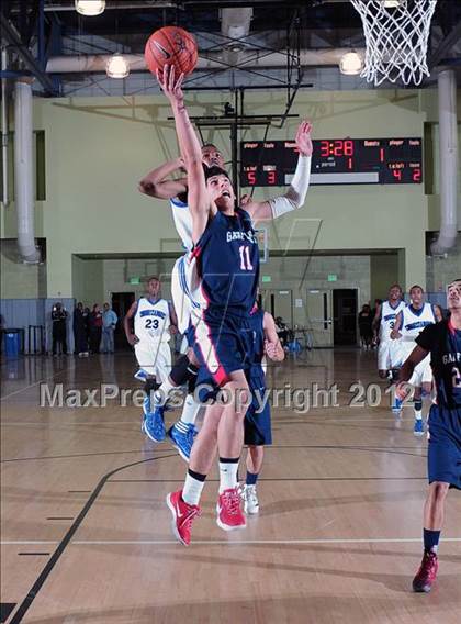 Thumbnail 3 in El Camino Real vs. Garfield (CIF LACS D2 Final) photogallery.
