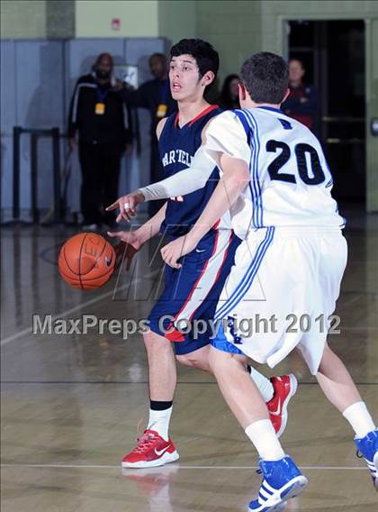 Thumbnail 1 in El Camino Real vs. Garfield (CIF LACS D2 Final) photogallery.